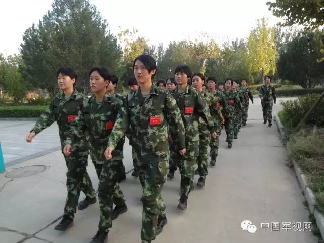 90后军营女兵,女兵军旅梦