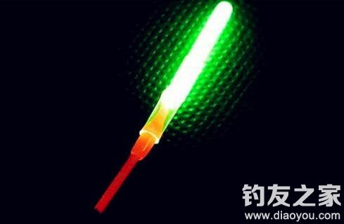 夜钓用什么夜光棒好,夜钓阿波怎么插夜光棒