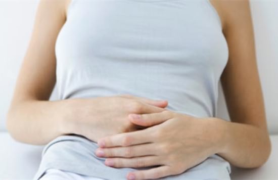 孕妇怀孕前兆有哪些症状,怀孕早期着床出血发生在什么时候