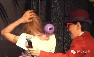 旋转跳跃我做蛋糕，英国拿金奖我做蛋糕！厉害了Word蔡依林！