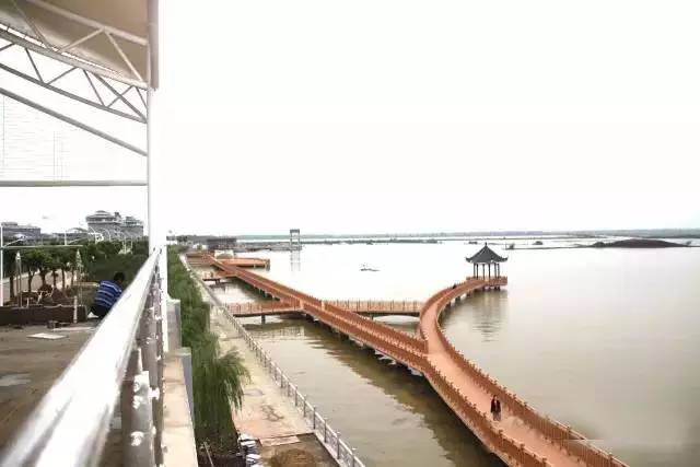 淮南水世界水上乐园,淮南冲浪水上乐园