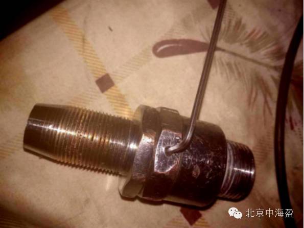 加油油枪接口漏油处理办法,加油油枪漏油出来了怎么办