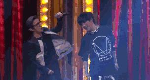 敢不敢赌一块？！明天16点映客直播这个房间一定火！