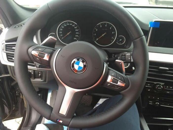 宝马新x5发动机,bmwx5m50i