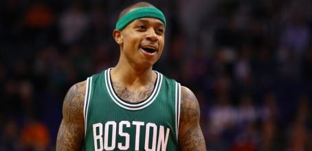 媒体评出新赛季足球排行,新赛季最强的五大后场组合