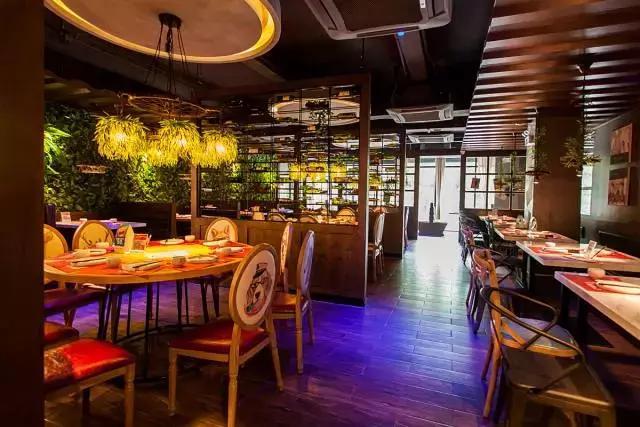 老板壕打5.8折，​全年无休摄魂小龙虾，逼爆头我都要吃到Ta