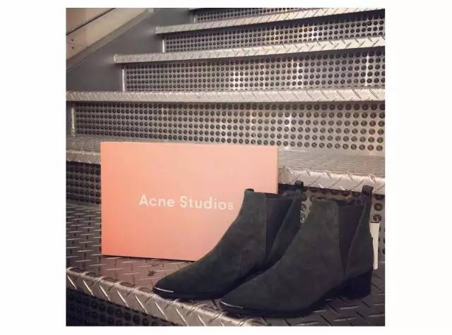 奶奶裤短靴时髦气质又流行,新款时髦2022年短靴子