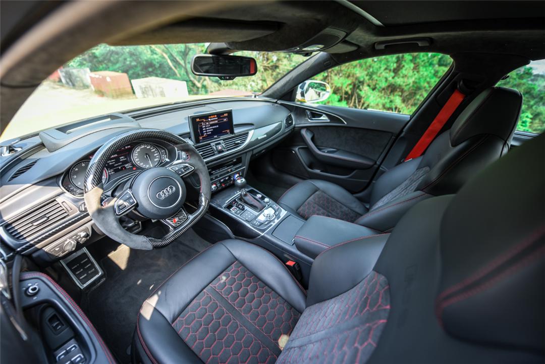 花50万改装,奥迪a6l和rs6的区别