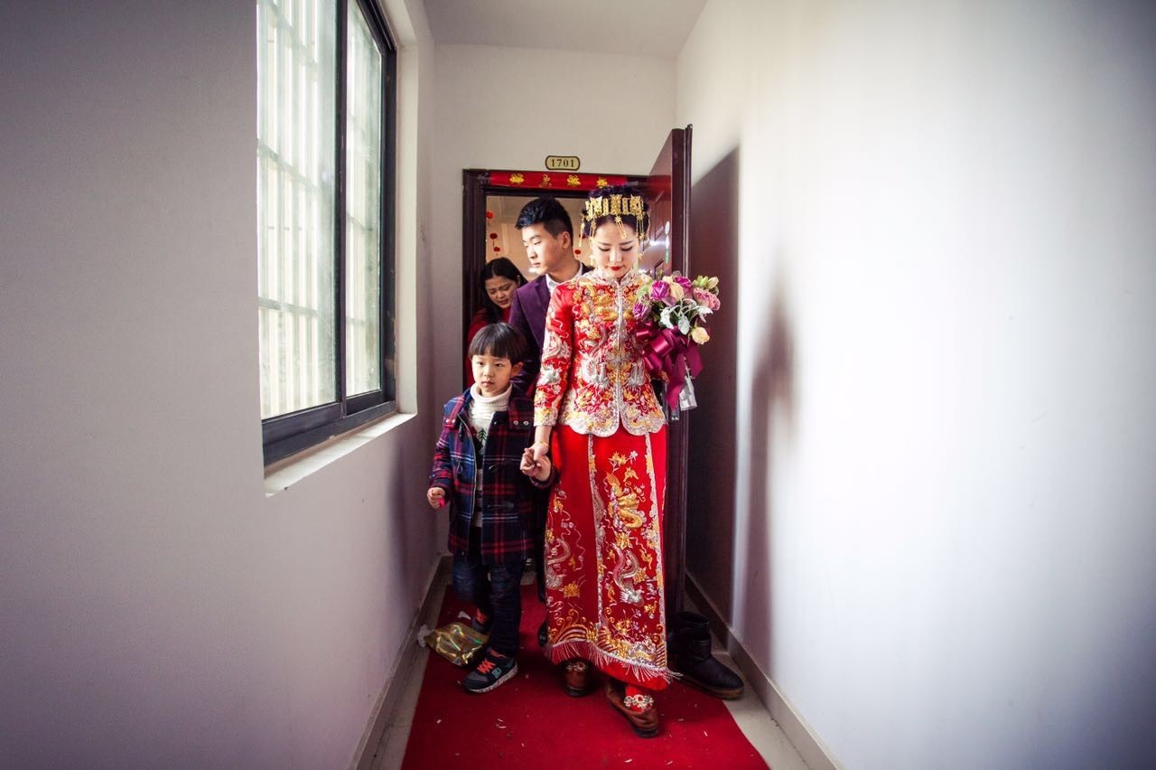 刘诗诗嫁衣多少钱,刘诗诗礼服多少钱