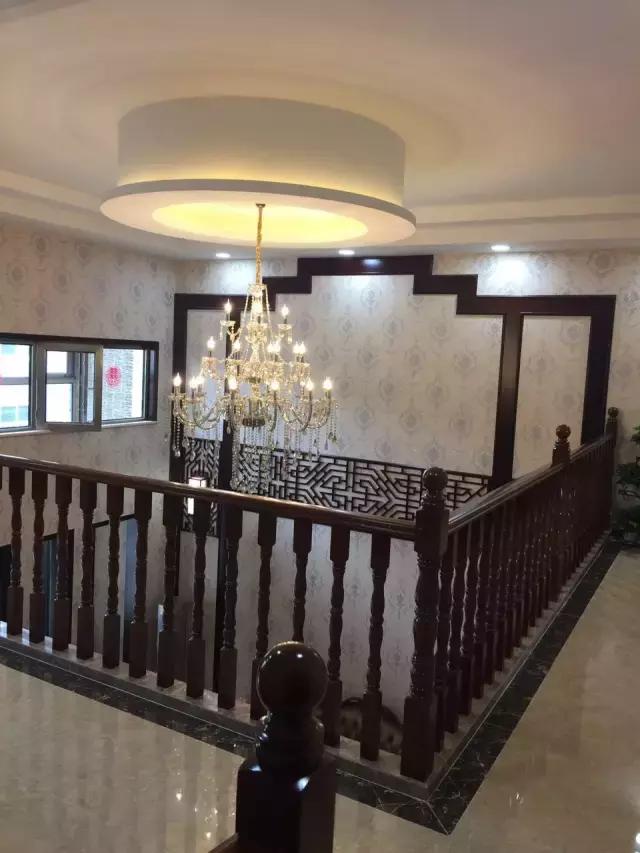 卧室装成什么样子好看,客厅装成这样好吗