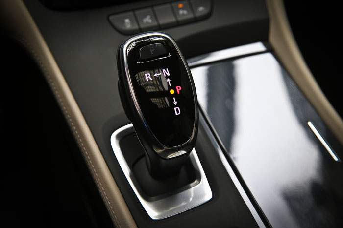 别克君越1.8l混动版评测,别克君越2024款混动版最新价格