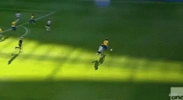 野球场上最实用过人的花式动作,球场上的奇葩gif