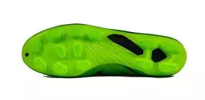 十大口碑好的足球鞋,儿童足球鞋品牌推荐前十名