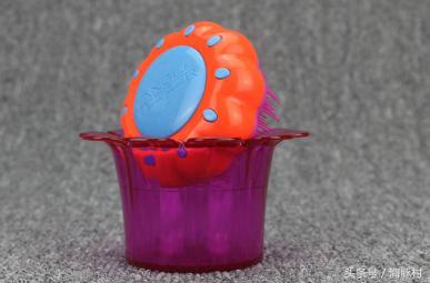 檀木梳子有毒,银梳子梳头有毒