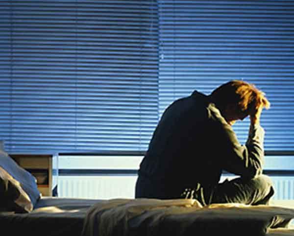 吸食干冰当晚危害,误吸有毒气体后胸痛怎么办