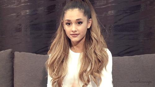 醒醒吧，你以为一只YSL就能堵住女人的嘴？