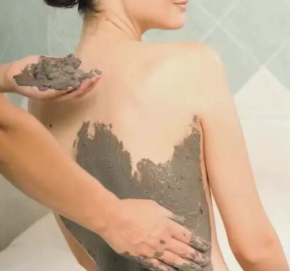 为啥护肤品都不能少了清洁面膜呢？