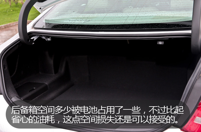 别克君越1.8l混动版评测,别克君越2024款混动版最新价格