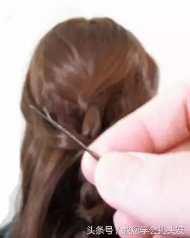 大蝴蝶结头饰发型小清新,蝴蝶结头饰搭配什么发型好看短发