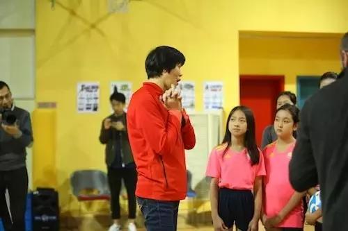 郎平在上海的这个细节,或许暴露了她至今未能续约的根本原因