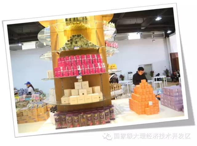 今天开始大理呢各位在家门口也能买外国商品啦！