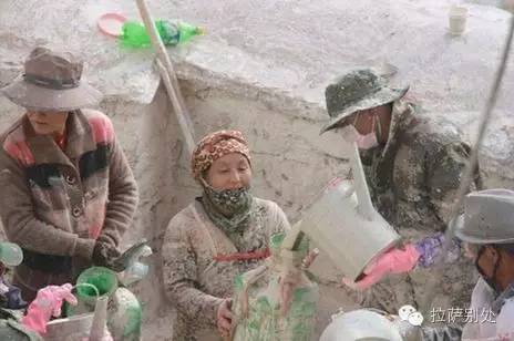 布达拉宫粉墙时间,布达拉宫一年一度的刷墙日