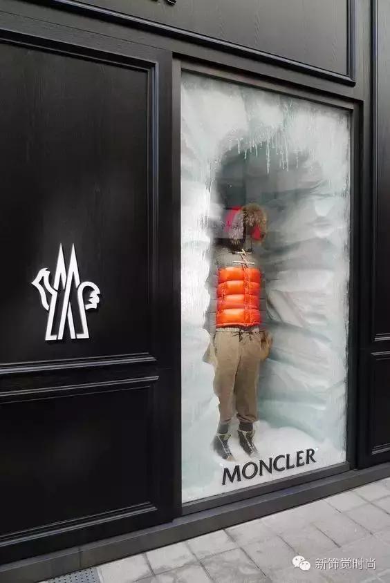 高级感户外橱窗,户外品牌橱窗