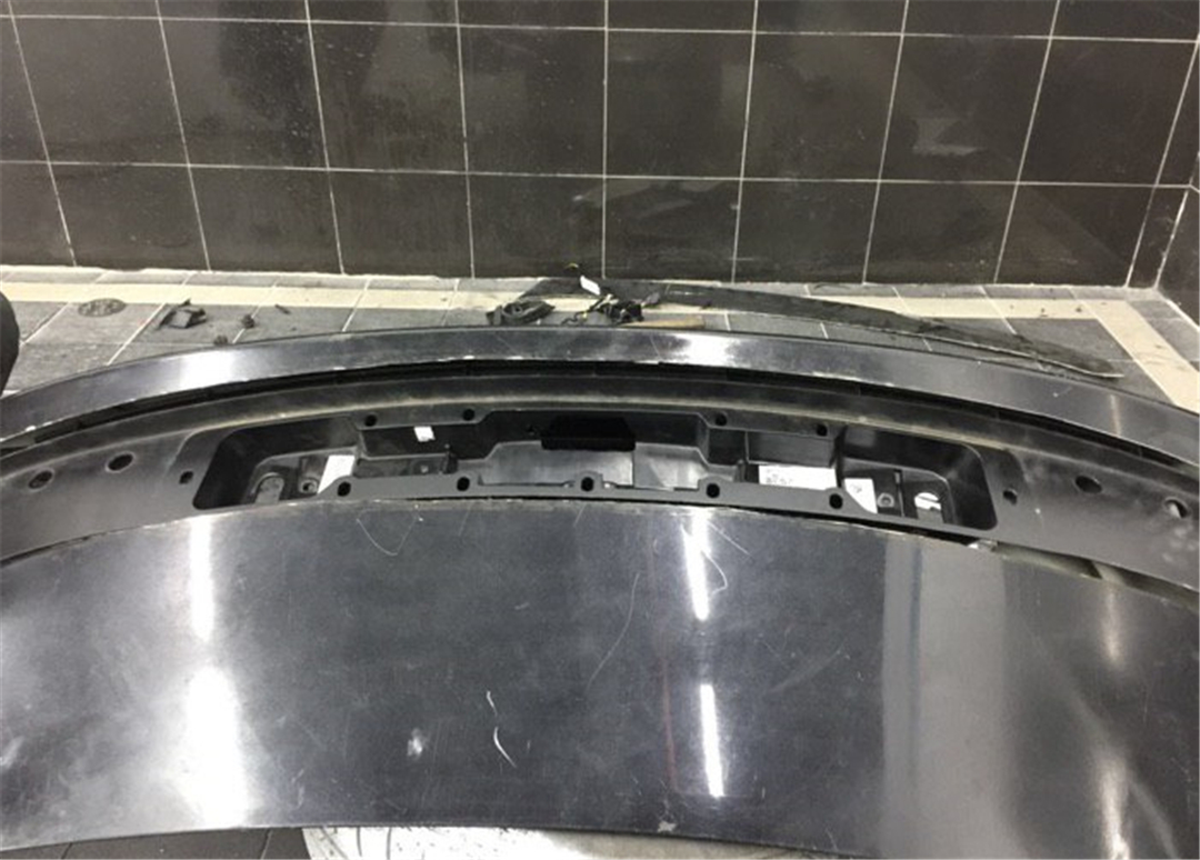 花50万改装,奥迪a6l和rs6的区别