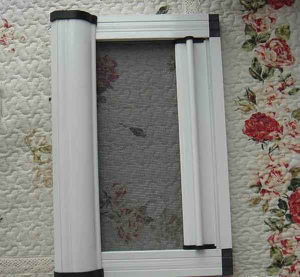 隐形纱窗左右推拉好还是卷筒式好,阳台隐形折叠伸缩推拉卷筒式纱窗