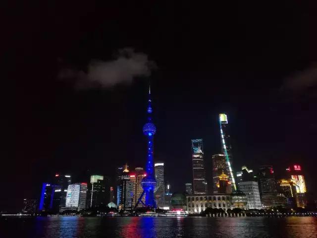 申花队12号蓝血人,上海申花蓝血人