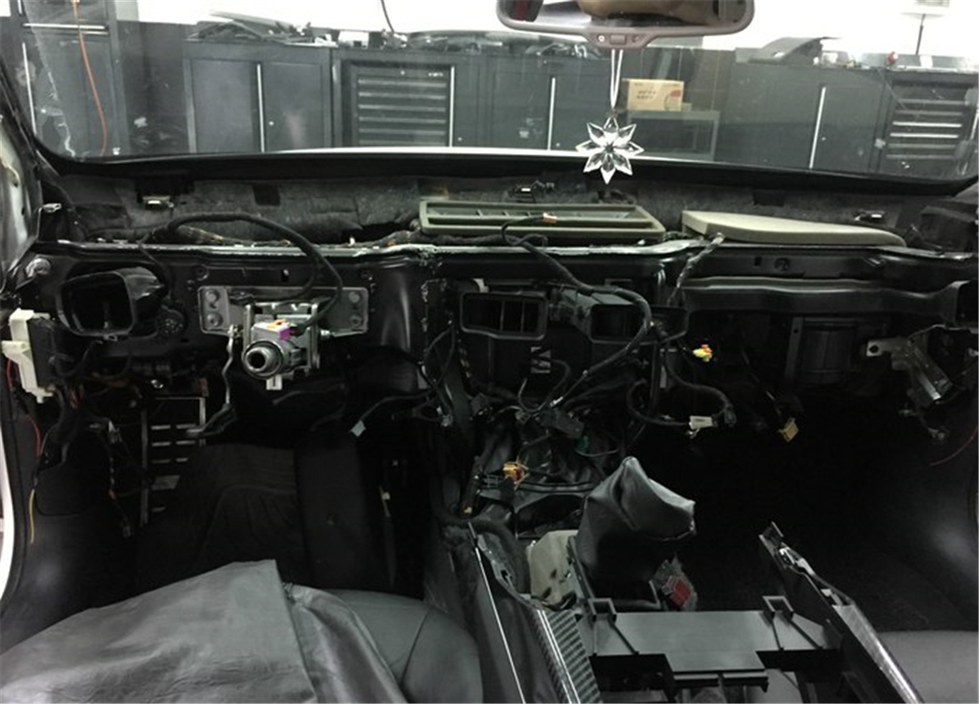 花50万改装,奥迪a6l和rs6的区别