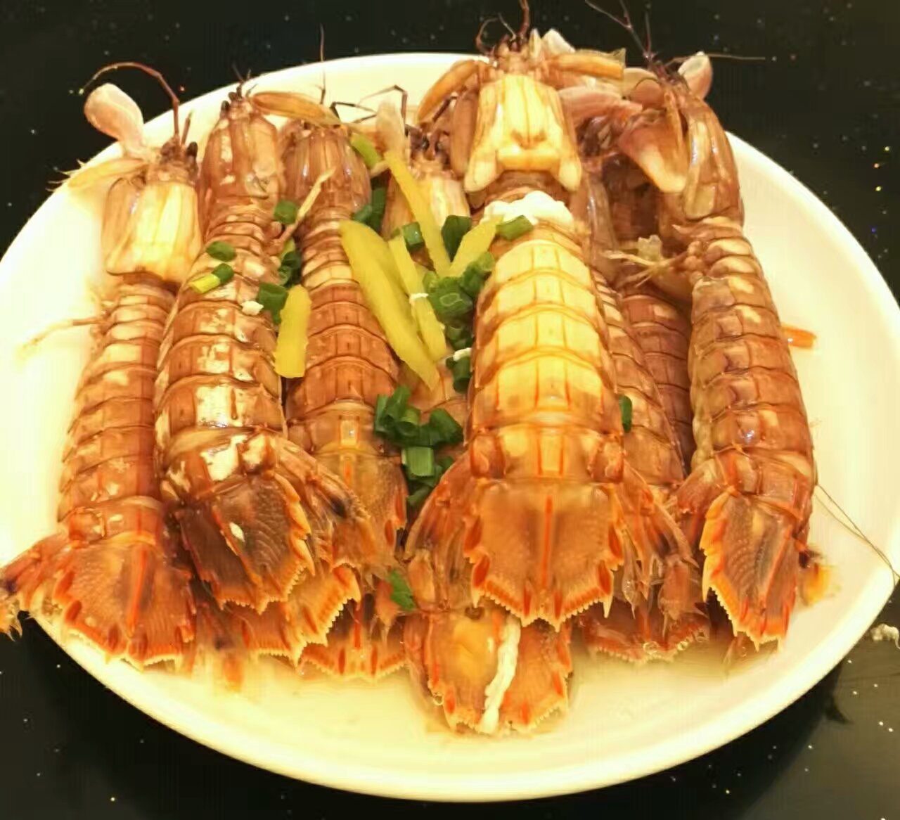 海边渔民家常鱼做法,海边人的家常菜上桌汤汁都不剩