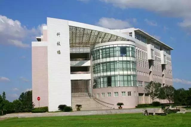 号称最难进的大学,武汉升学的贵族学校