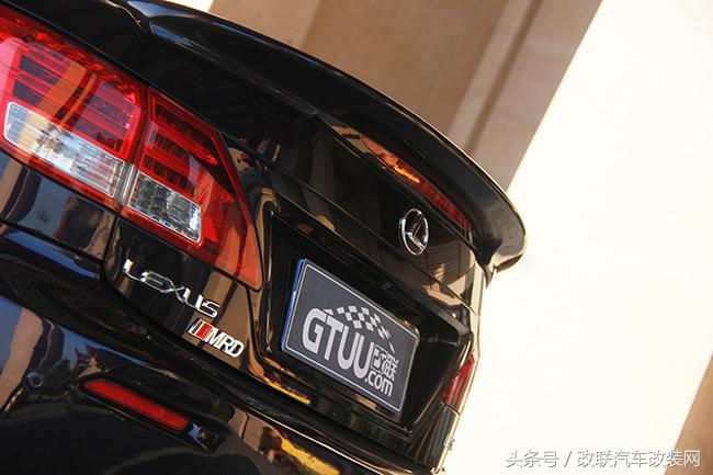 明明只有“C”偏偏要穿上“F”的Bodykits