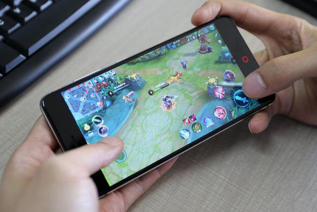 努比亚mini系列发展,努比亚minis