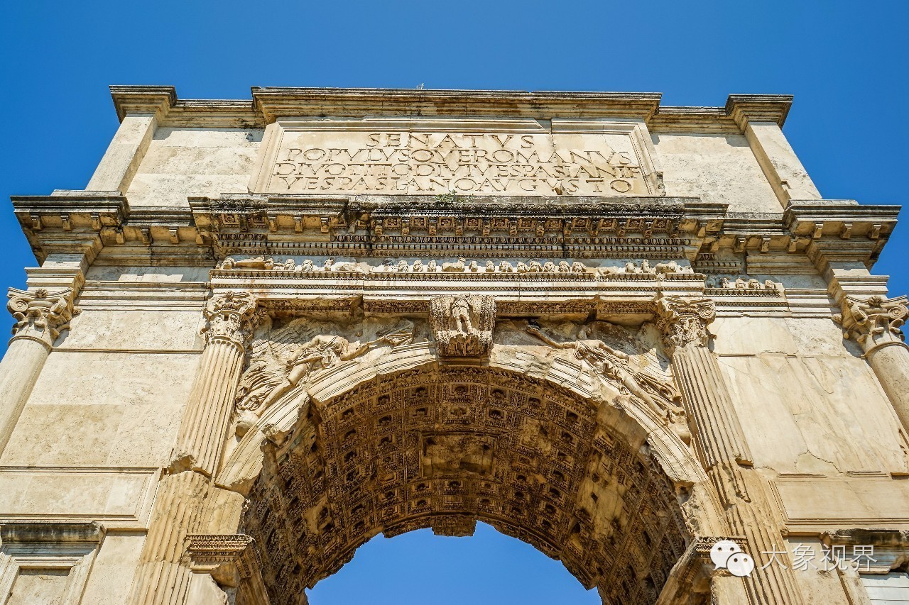 美艳洋模带您私家欧洲之旅!