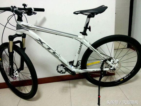 自驾318川藏线性价比最高的车型,318川藏线自驾游车型