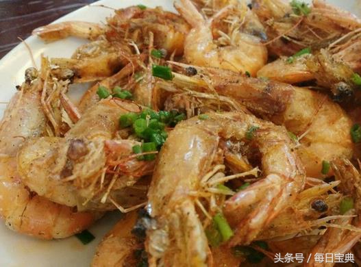 舌尖上的龙虾,品尝正宗龙虾美食的感受