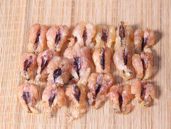 雪蛤除了油其它部位能吃吗,雪蛤是林蛙身体的哪个部位