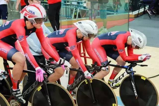 香港场地世界杯拾遗DIAO炸天连体骑行服巡礼