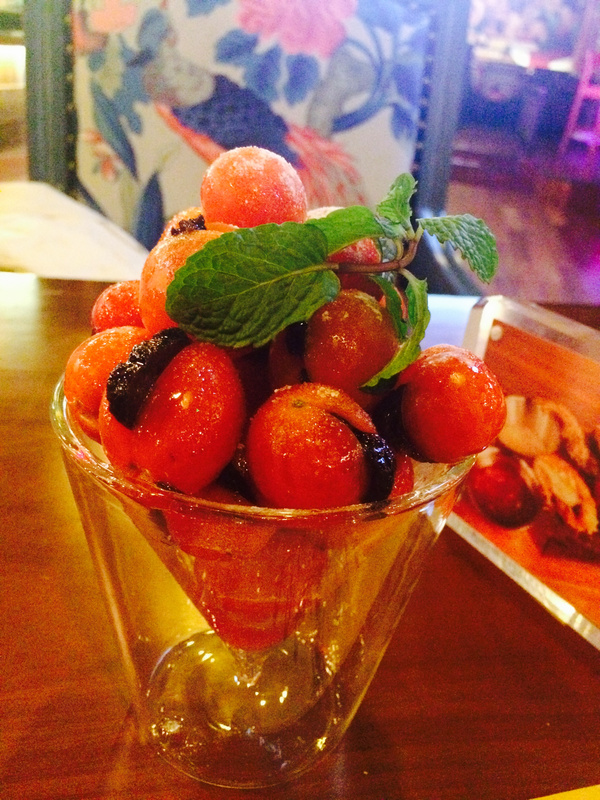 一段美丽感人的爱情故事,一个美丽的爱情故事的开始