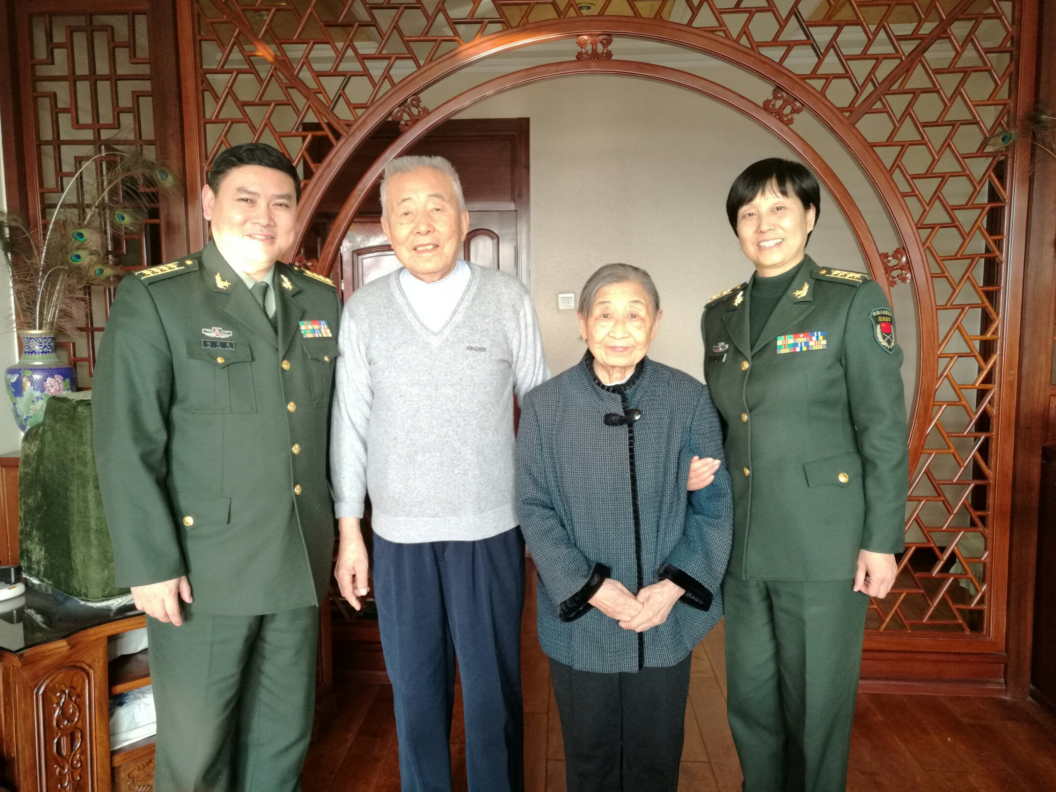 解放军306医院除夕之夜倒计时与正计时