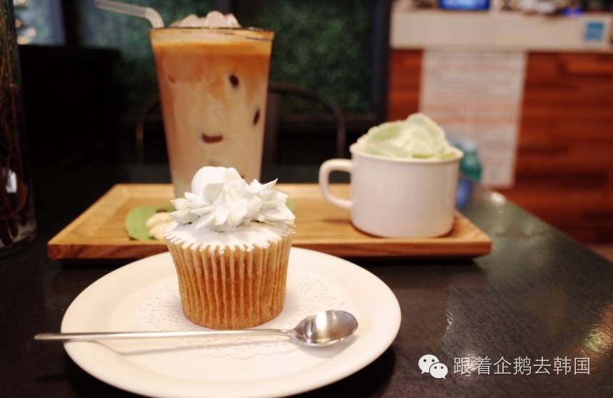 少女心大爆炸！首尔弘大这家Café好看得一塌糊涂