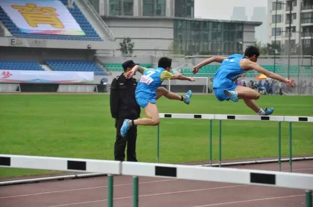 假装自己在国内演一场速度与激情,上演了现实版的速度与激情