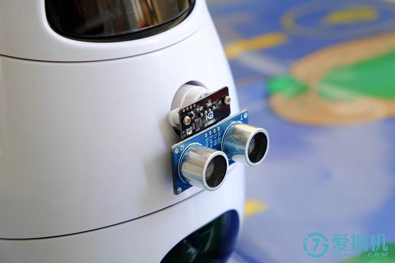 有趣的互动机器人,机器人趣味编程和思维启蒙