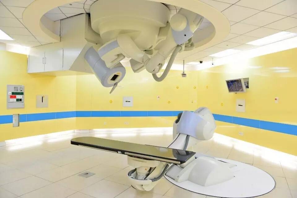 质子重离子放疗能治愈中期癌症吗,质子重离子放疗到底怎么样