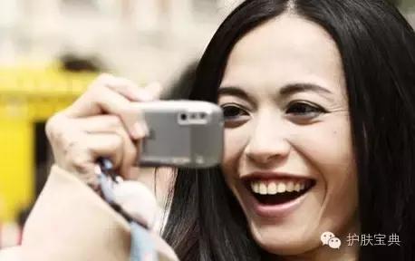 女生会在意男生的抬头纹,有一天突然发现自己有了抬头纹