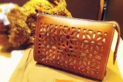 适合年轻人的潮牌包包品牌,目前日本最流行的包包