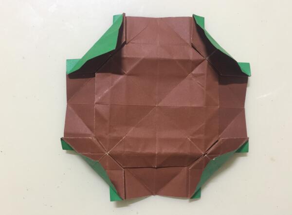 怎样折蝴蝶结放到爱心盒子上面,蝴蝶结盒子折纸教程