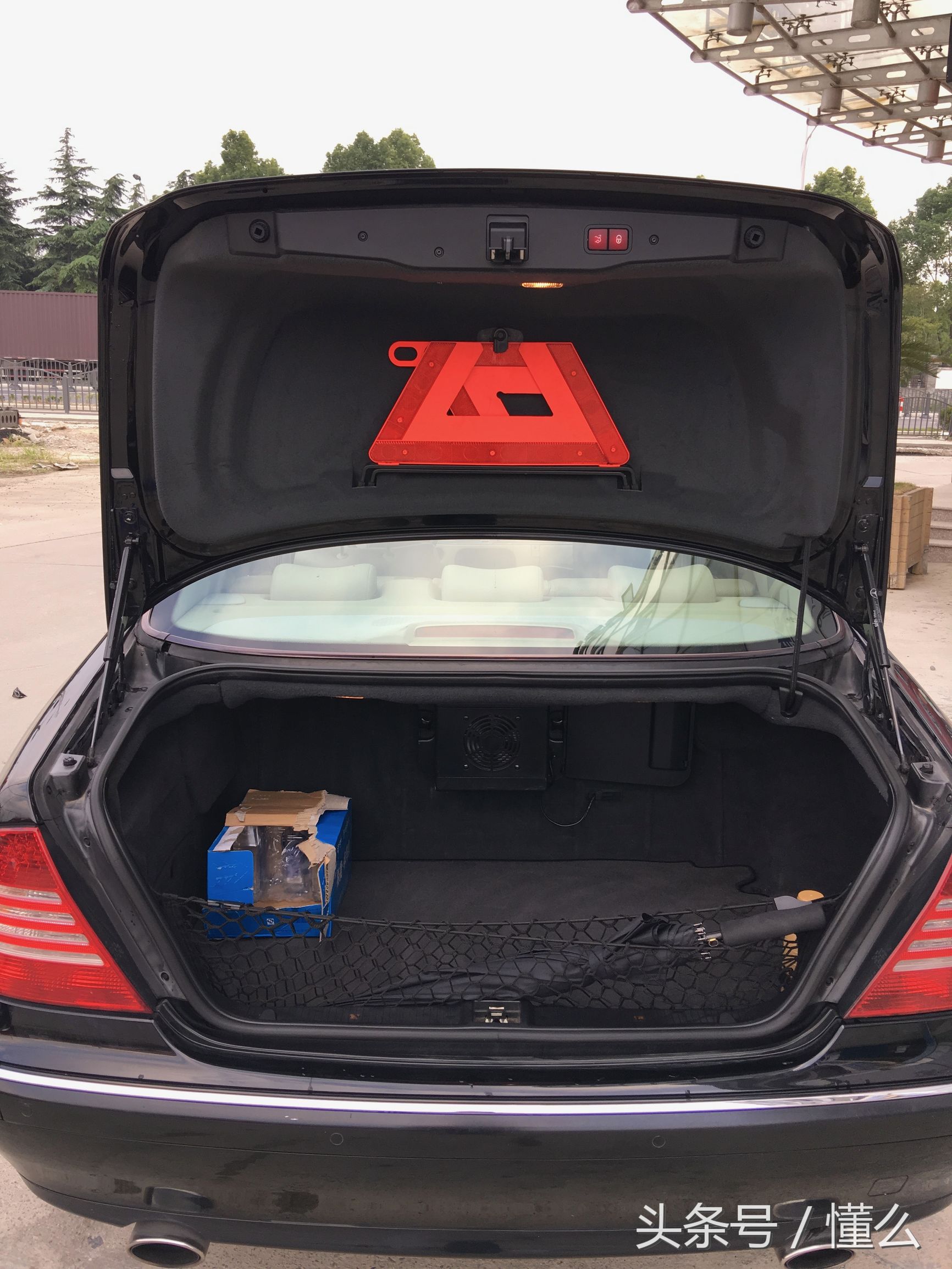 最后一代奔驰s600,奔驰s600十几年的豪车值得买吗